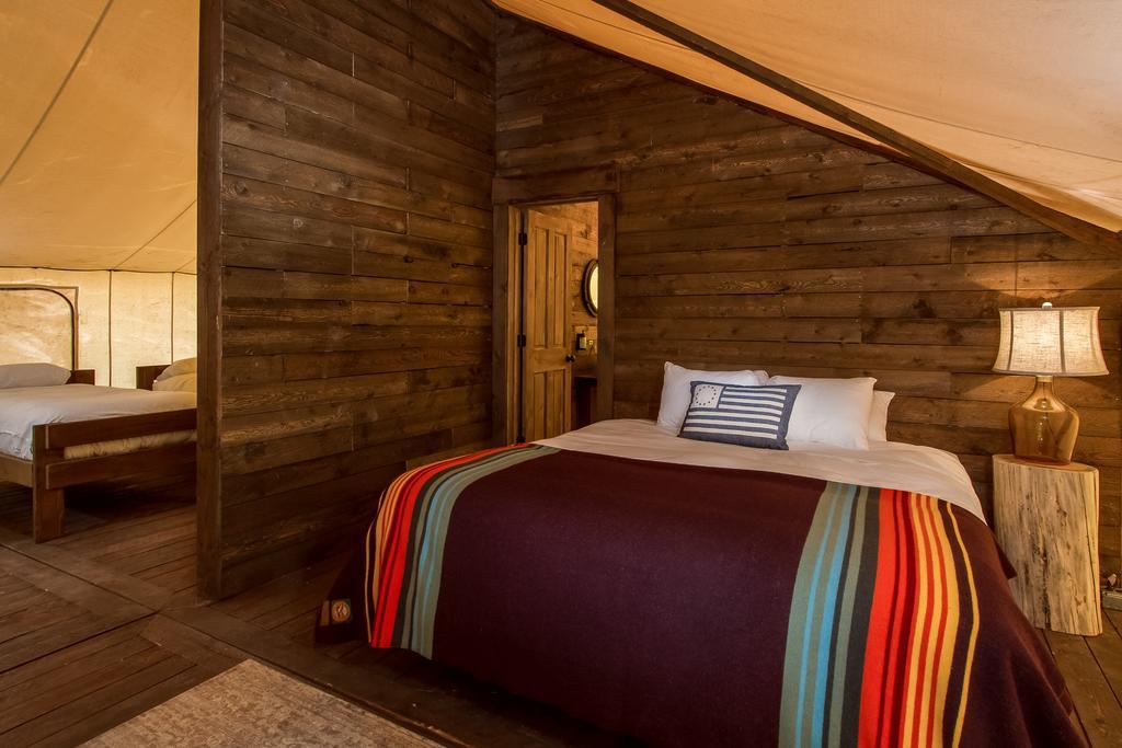Conestoga Ranch Glamping Resort Garden City Chambre photo