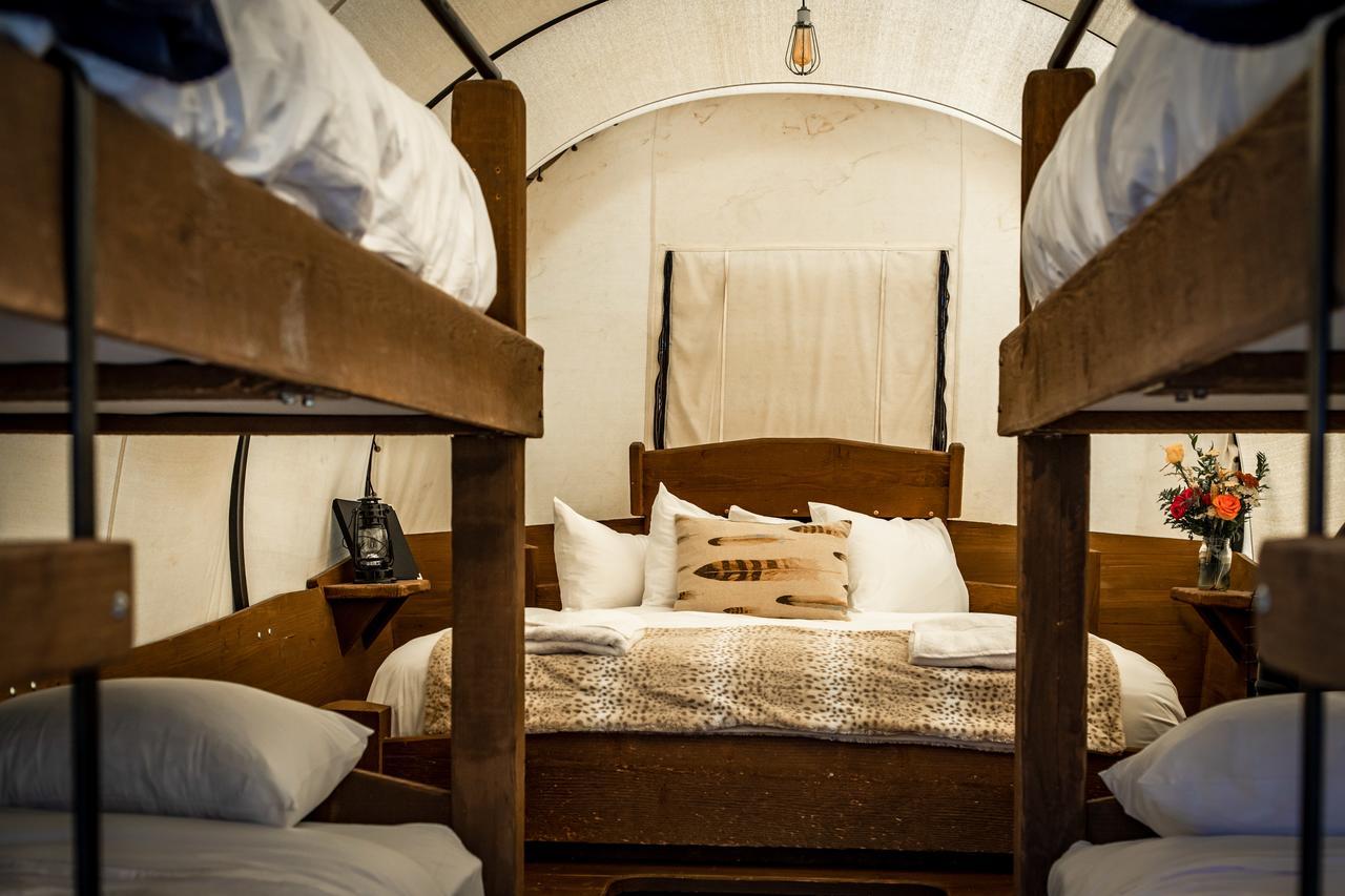 Conestoga Ranch Glamping Resort Garden City Extérieur photo
