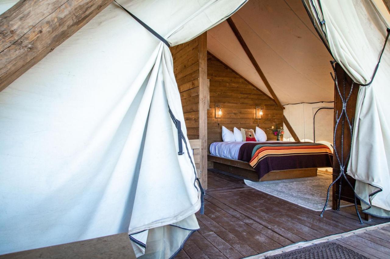Conestoga Ranch Glamping Resort Garden City Extérieur photo