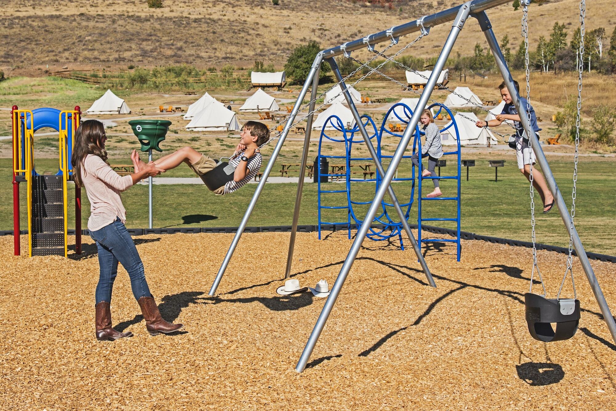 Conestoga Ranch Glamping Resort Garden City Extérieur photo